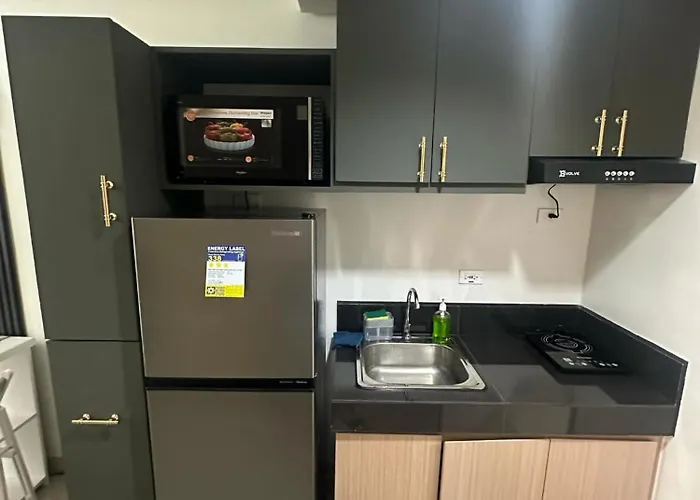 Homestay Leaf Residences Alabang Muntinlupa Condotel